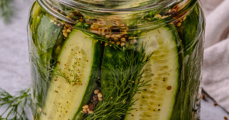 Crisp Garlic Dill Pickles